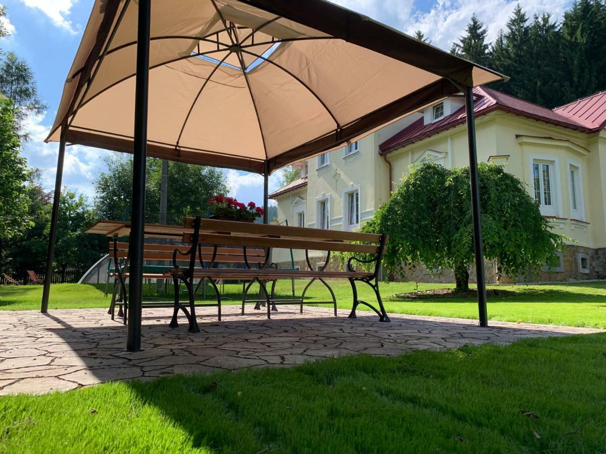 Apartmany Na Fare Bila  Buitenkant foto